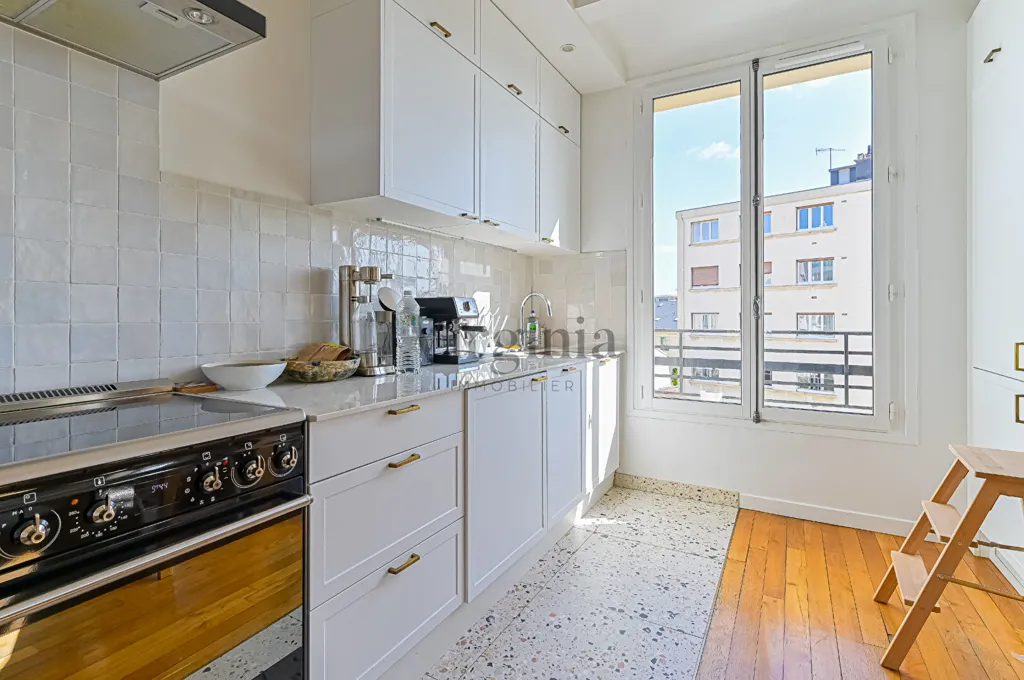 Cuisine - Appartement Refait avec Balcon à Charenton-le-Pont