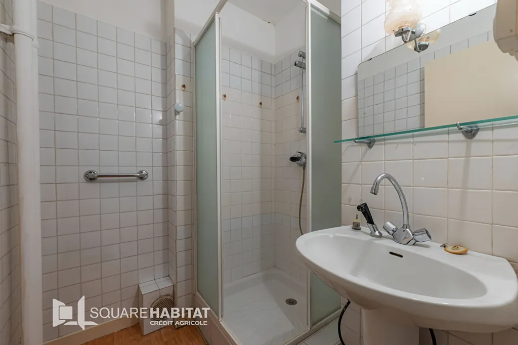 Bathrooms - 4-Piece Apartment with Balcony in Roussillon