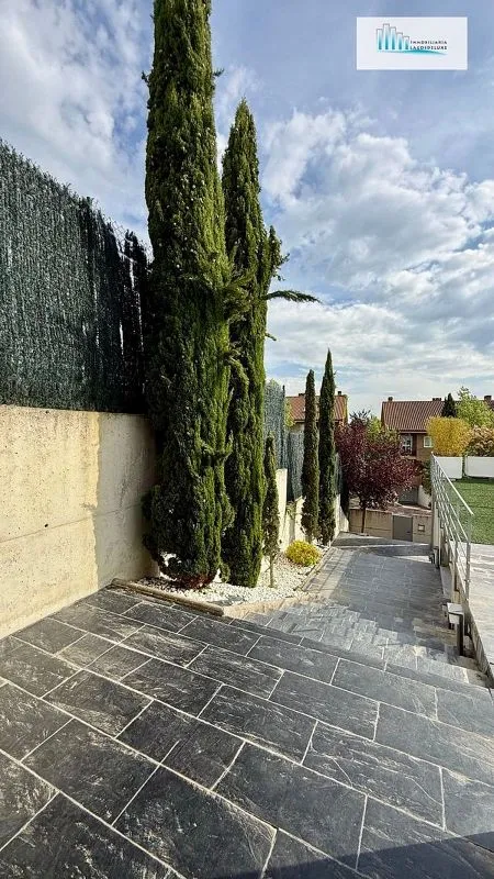 pool_area