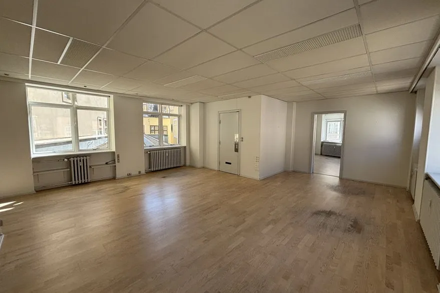 Toad - Central Office Space with Elevator in City Centre