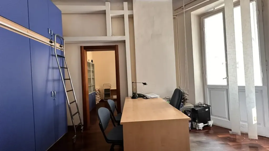 Kabinet - Penthouse with Piazza View in Ancona