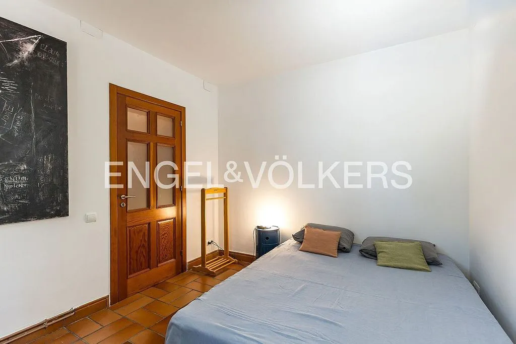 Camere da letto - Architectural Villa with Terrace in L'Aragai