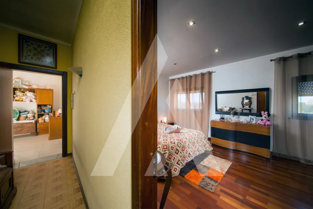 Magamistoad - House with Commercial Space in Figueiró do Campo