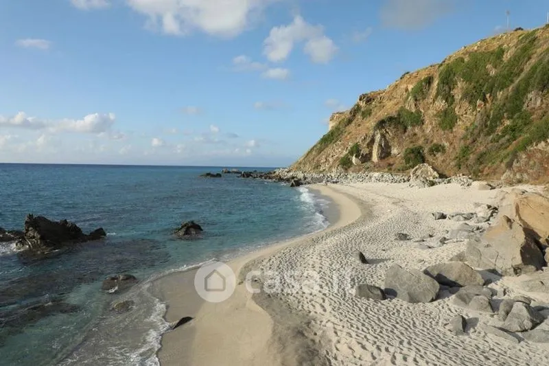 Bifamiliar Villa with Sea View in Zambrone