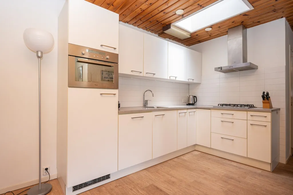 Cucina - Gabled Bungalow with Garden in De Koog