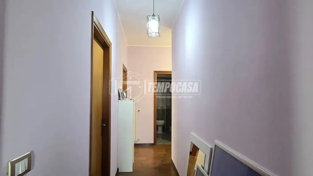 hallway_entrance