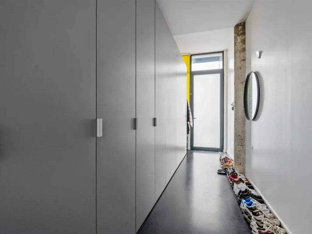 Rooms - Modernist Apartment with Cathedral View in Antwerp