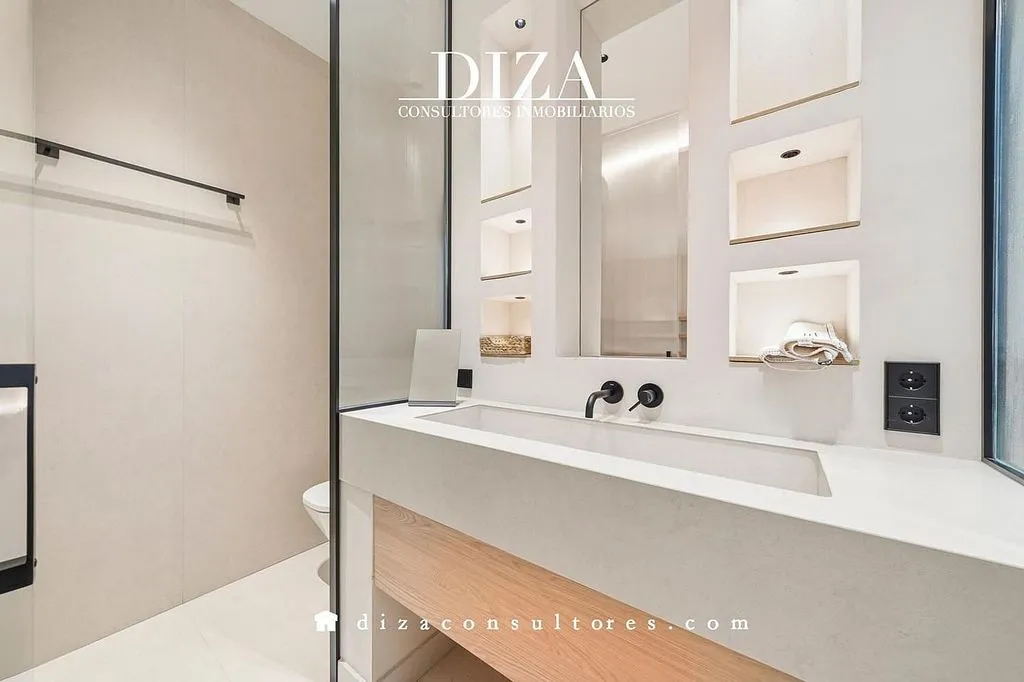 Salles de bain - Penthouse with Garden View in Salamanca
