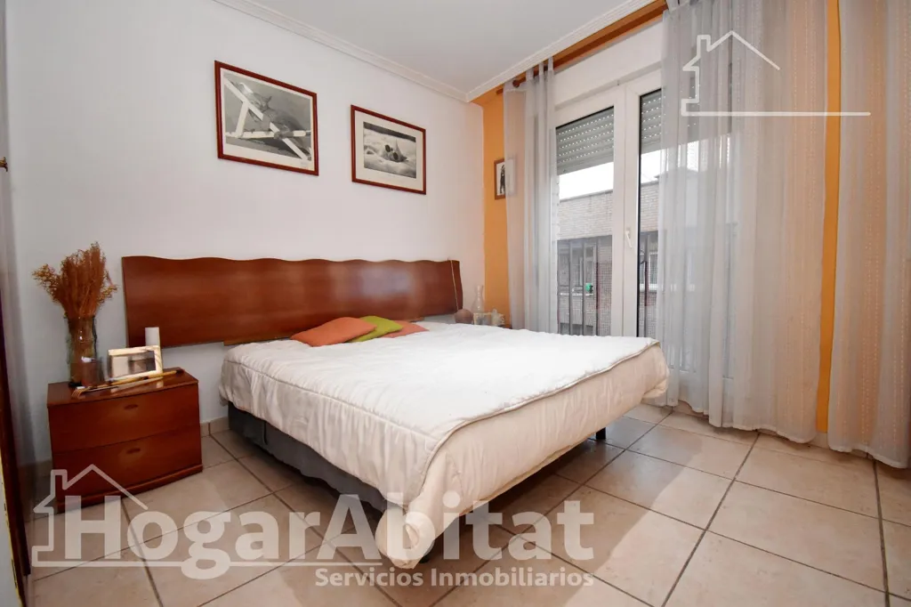 Chambres - Spacious Corner Flat with Garden View in Castellón