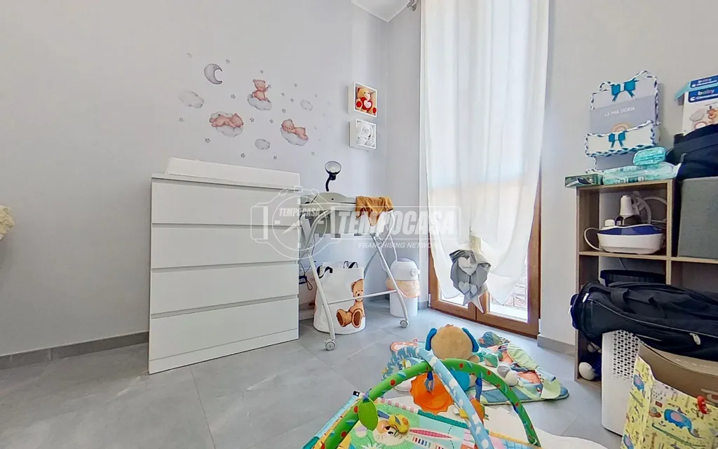 Appartement 3 pièces à IT