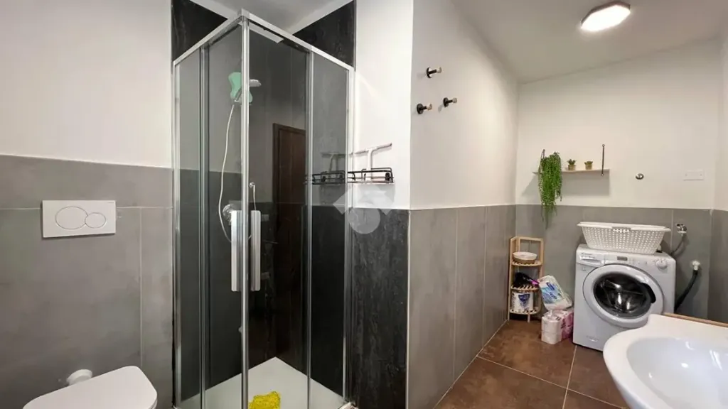 Salles de bain - Spacious Apartment with Terrace in Valbondione