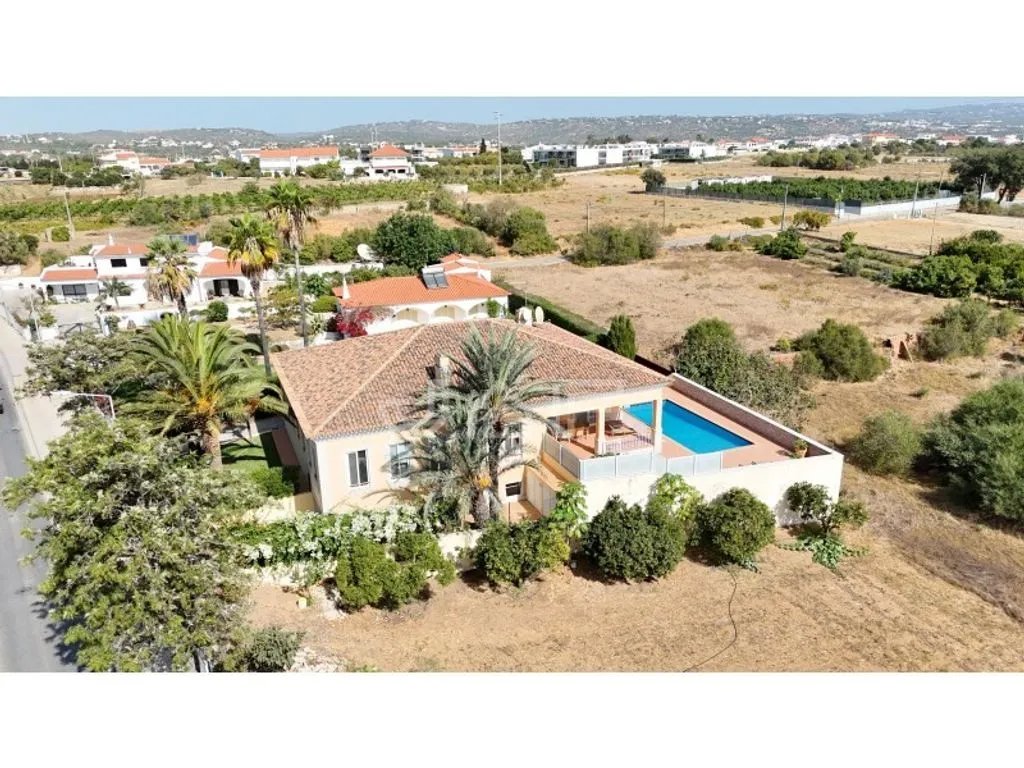 Õhuvaade - Algarvian Style Villa with Pool in Albufeira
