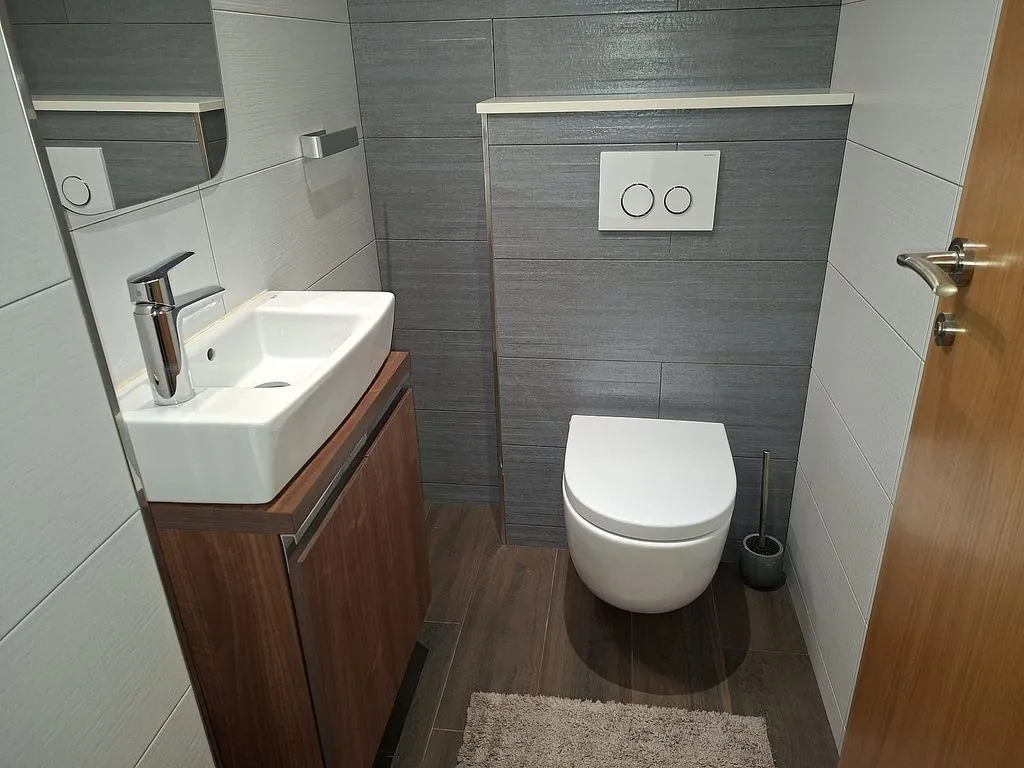 Vannitoad - Modernised Flat with Air Conditioning in Main Avenue