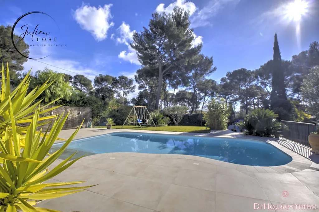 Bassein - Villa with Pool in Le Cannet