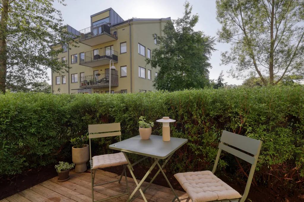 Garden - Apartment with West-Facing Terrace in Göteborg