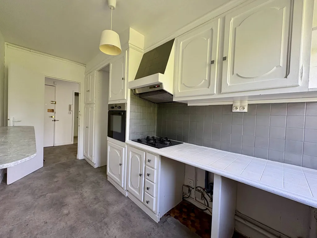 Cucina - 4-Piece Flat with Terrace in Le Plessis-Bouchard