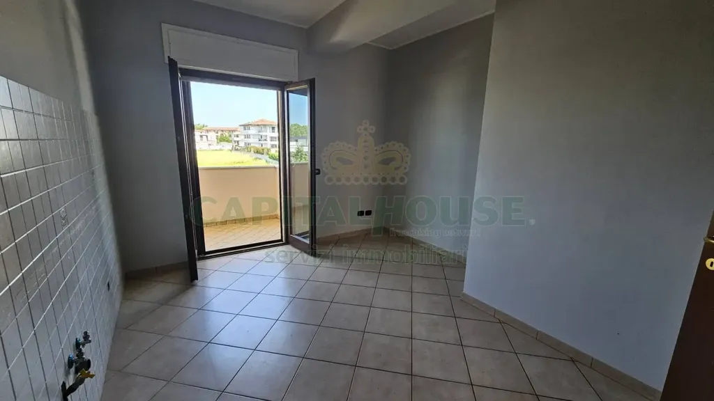 Ingresso - Apartment with Finished Loft in Vitulazio