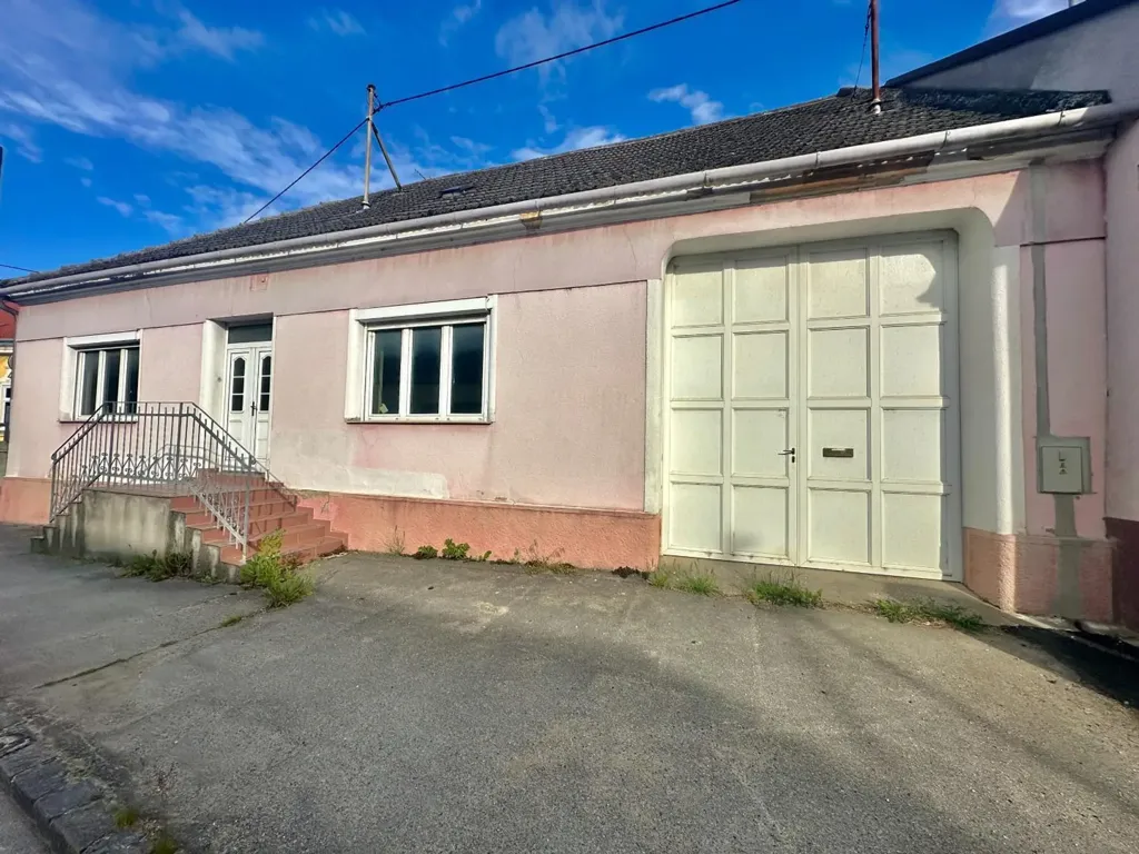 Exterior - Renovatable Farmhouse in Niederabsdorf