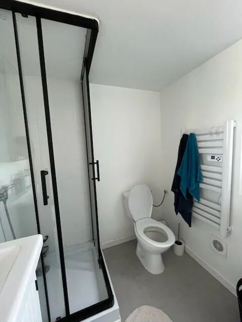 Vannitoad - Studio with Mezzanine in Soissons