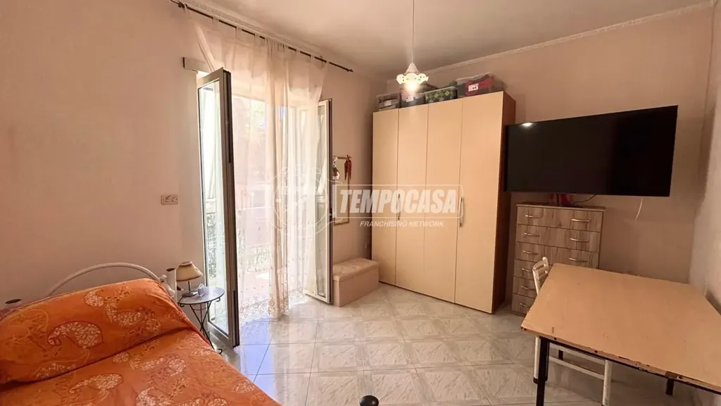 Chambres - Apartment with Triple Exposure in Naples