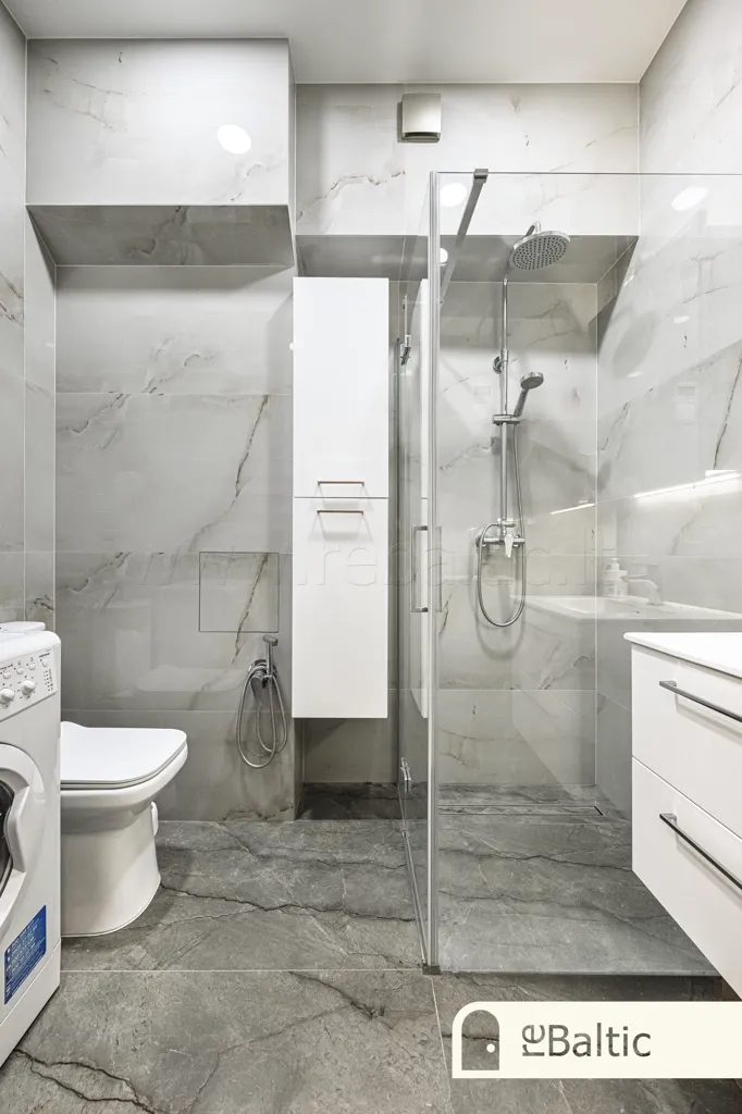 Salles de bain - Renovated Apartment with Garden in Šnipiškės