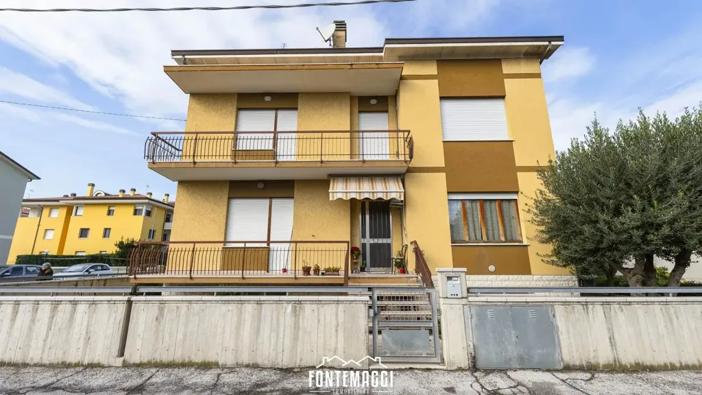 Extérieur - Appartement 4 pièces à IT