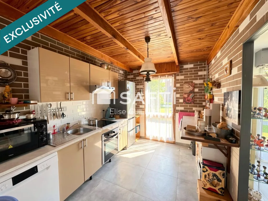 Cuisine - Maison avec Jardin et Terrasse à Blendecques