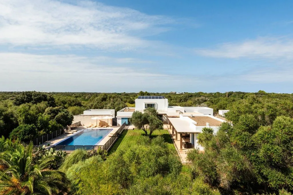 Õhuvaade - Detached House with Sea View in Sant Lluís
