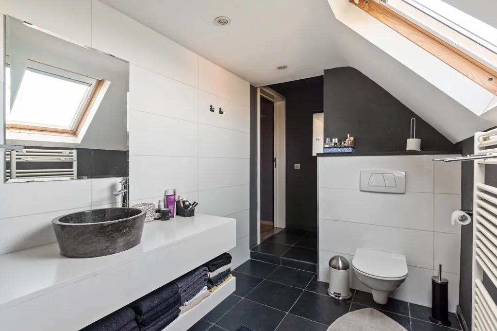 3-bedroom house in Hoevenen
