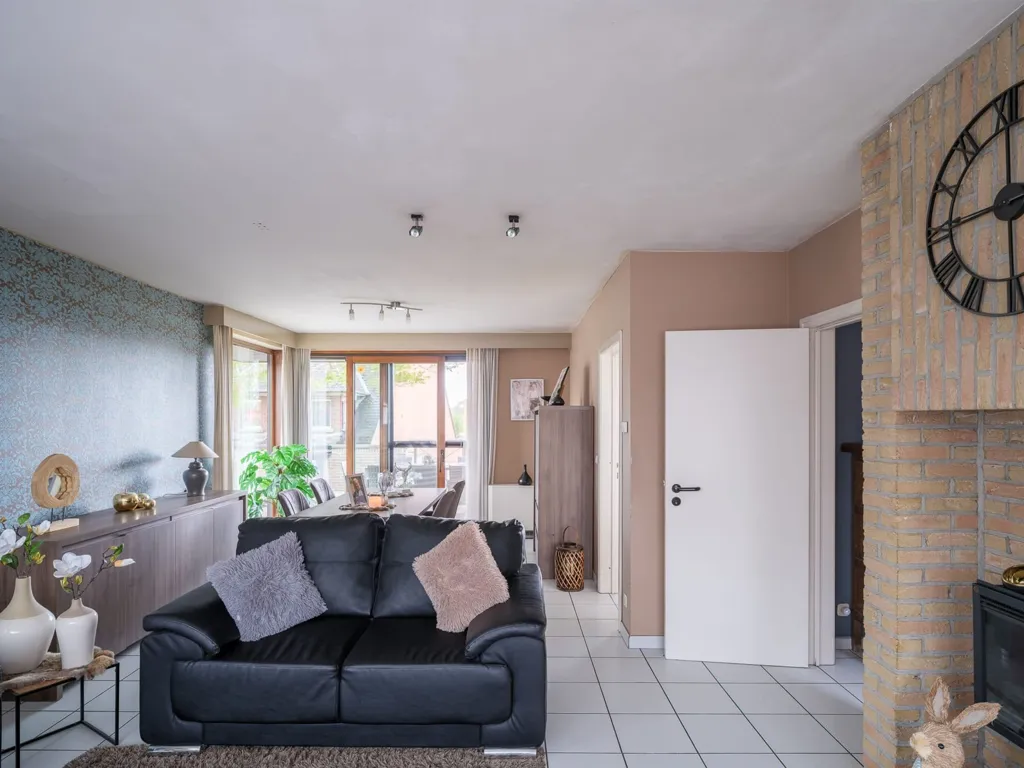 Séjour - Maison avec Commerces et Jardin à Moerbeke