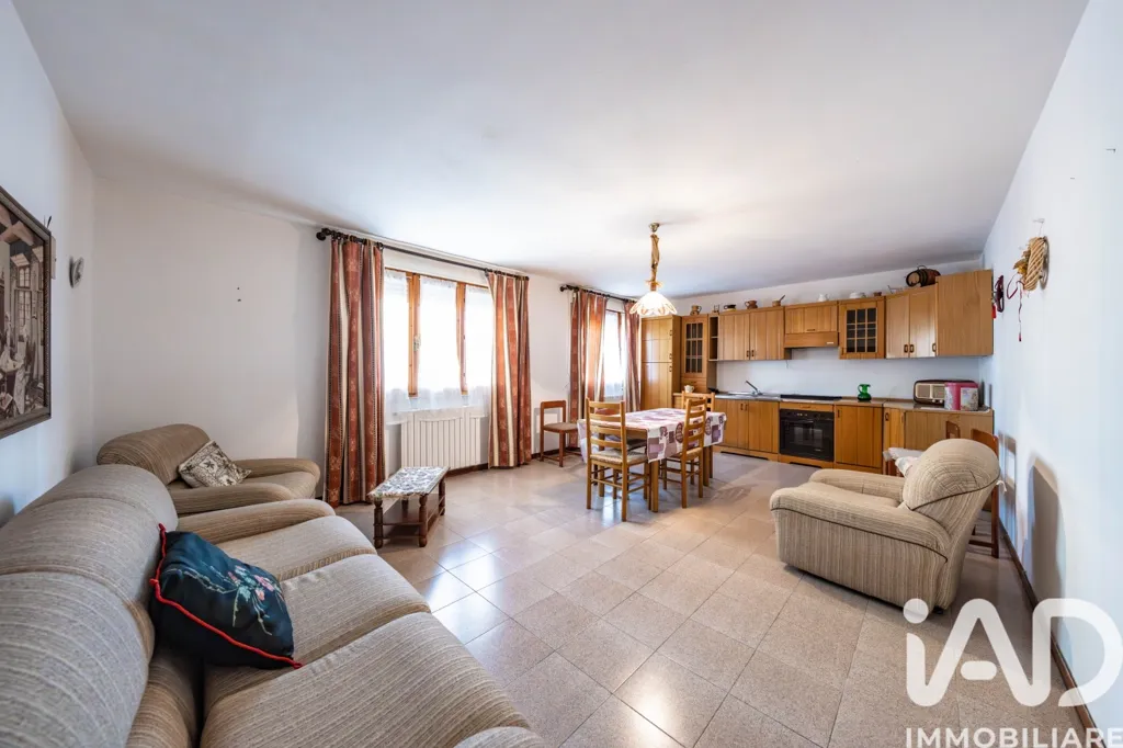 Salle à manger - Villa with Courtyard in Massa Fiscaglia