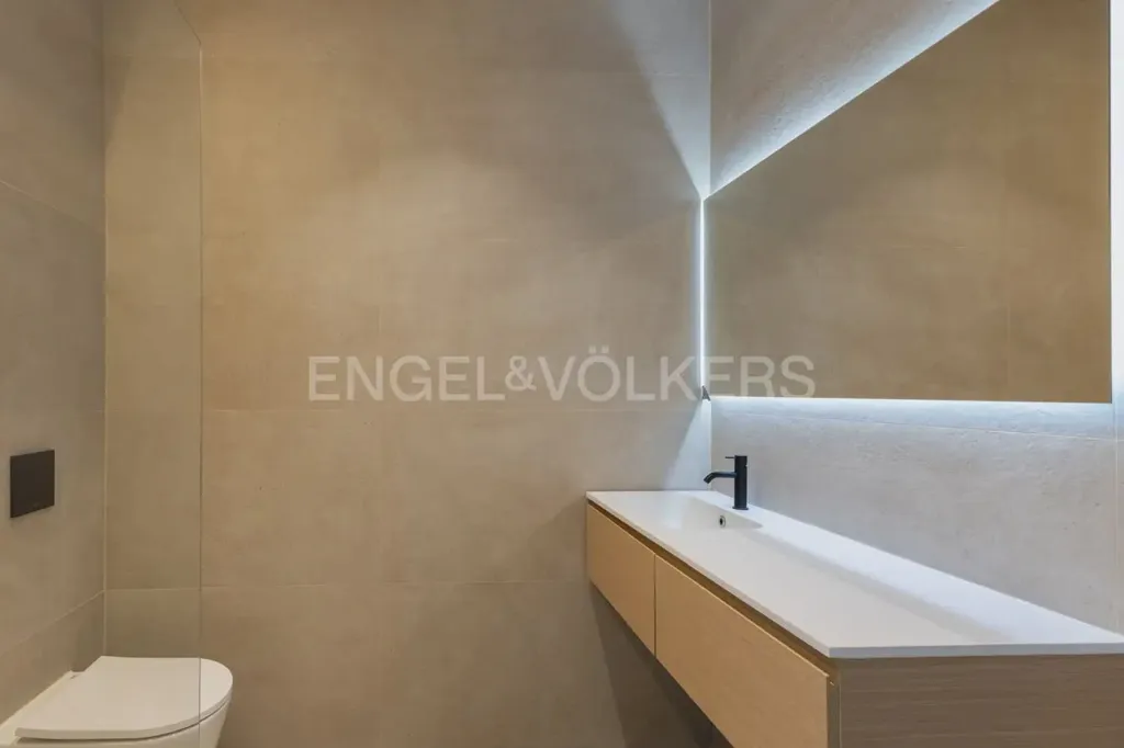 Bagni - Renovated Flat with Terrace in Valencia