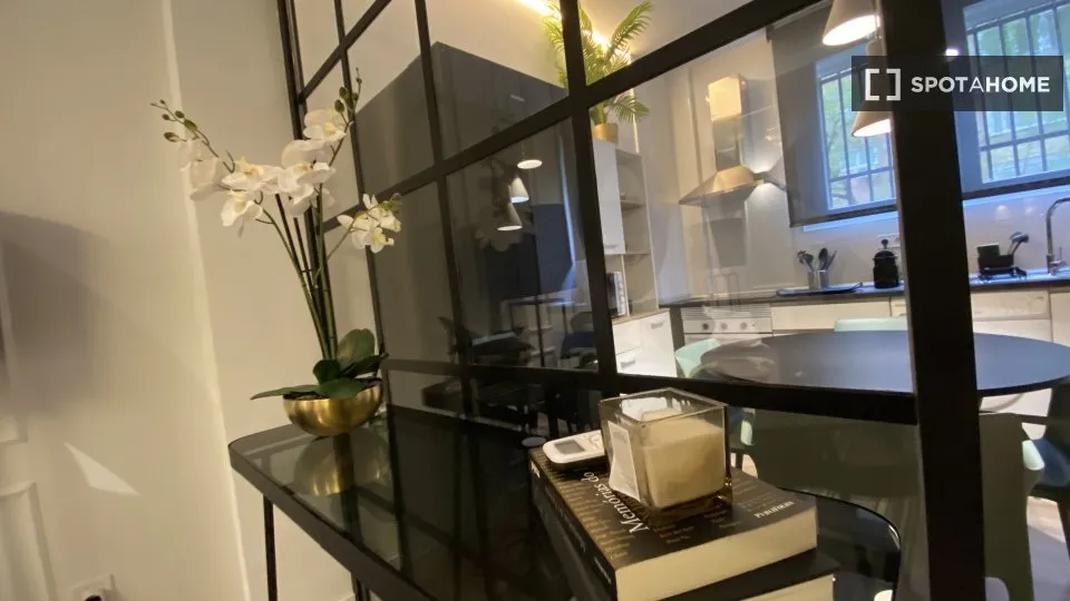 Elutuba - 1-Bedroom Apartment in Chopera, Madrid