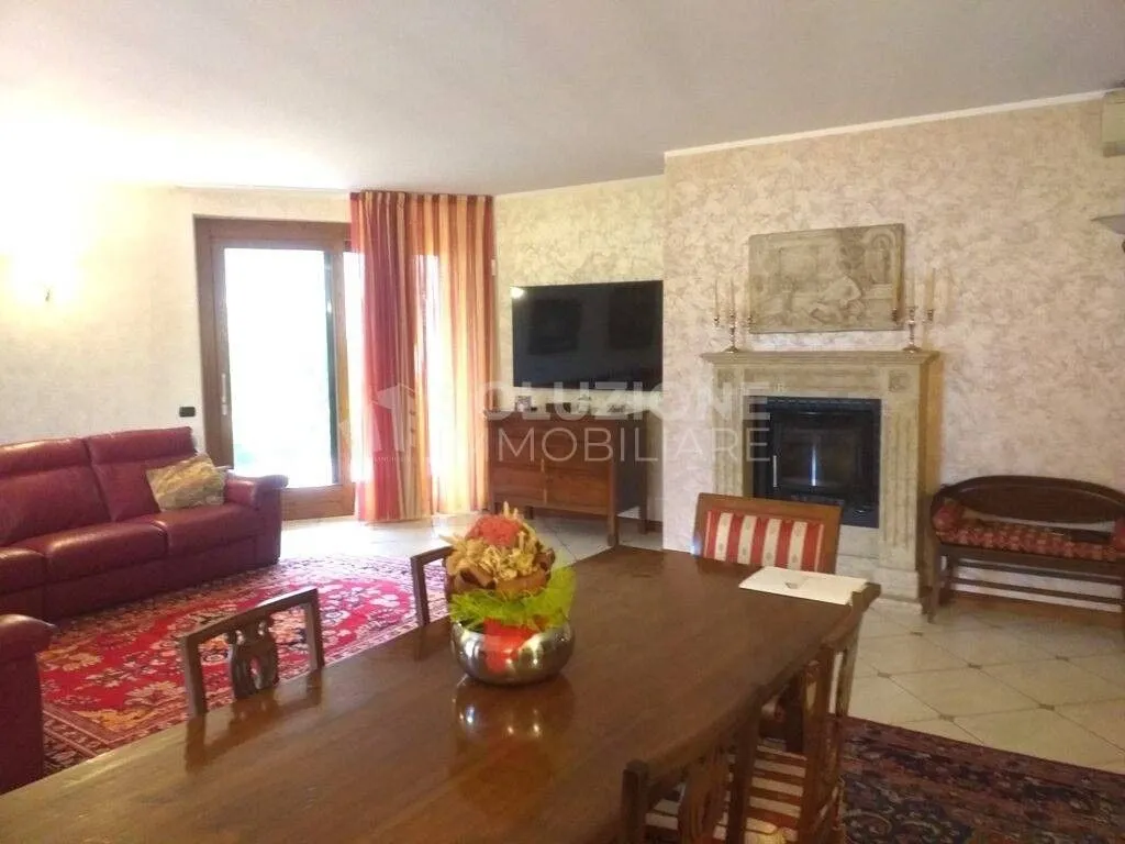 Séjour - Luxury Villa with Private Garden in Foresto Sparso