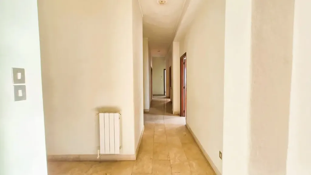 hallway_entrance