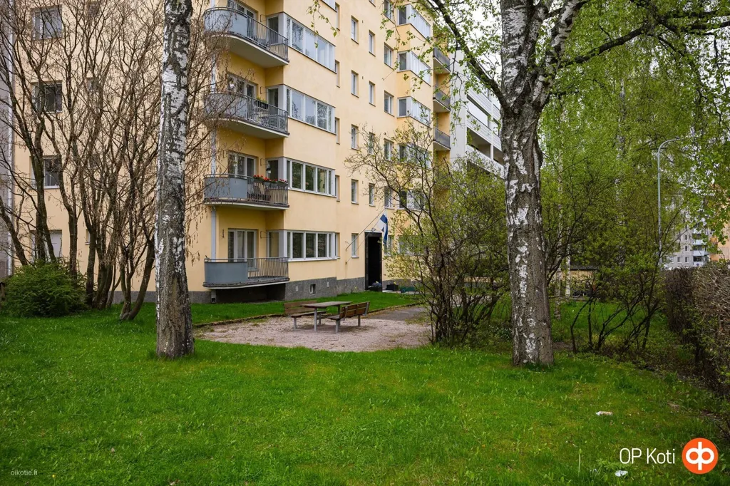 Giardino - Modern Apartment with Balcony in Munkkiniemi