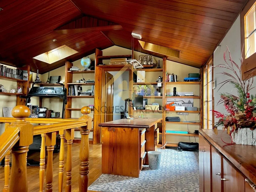 Office - Luxury House with Pool in La Garriga