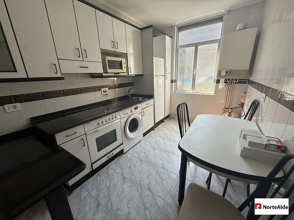 Cucina - Apartment with Heating in Valle de Trápaga