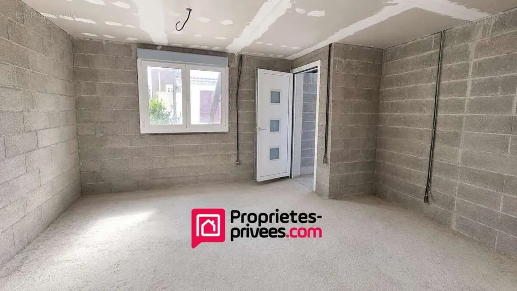 Pièces - Maison à Morsang-sur-Orge avec Jardin et 2 Appartements