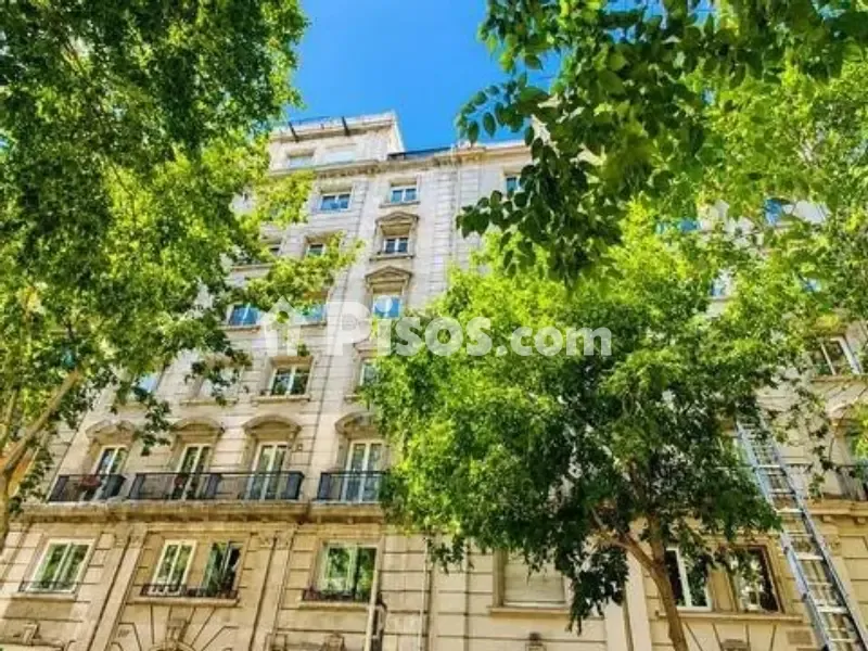 Välivaade - Apartment for Renovation with Double Orientation in Eixample