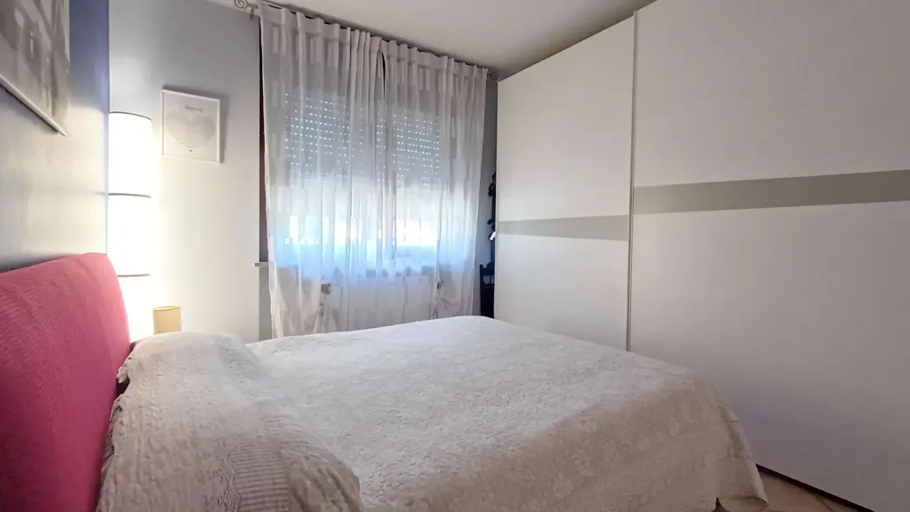 Chambres - Ground Floor Apartment with Private Garden in Cirie'