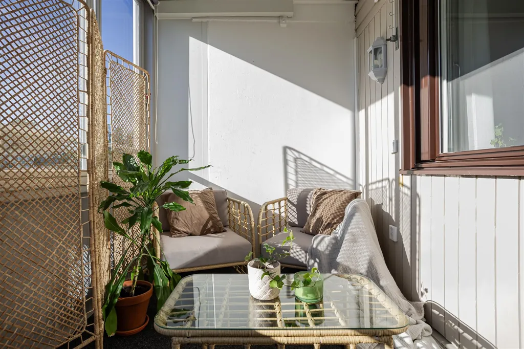 Balcony - Renovated Flat with Balcony in Sundsvall