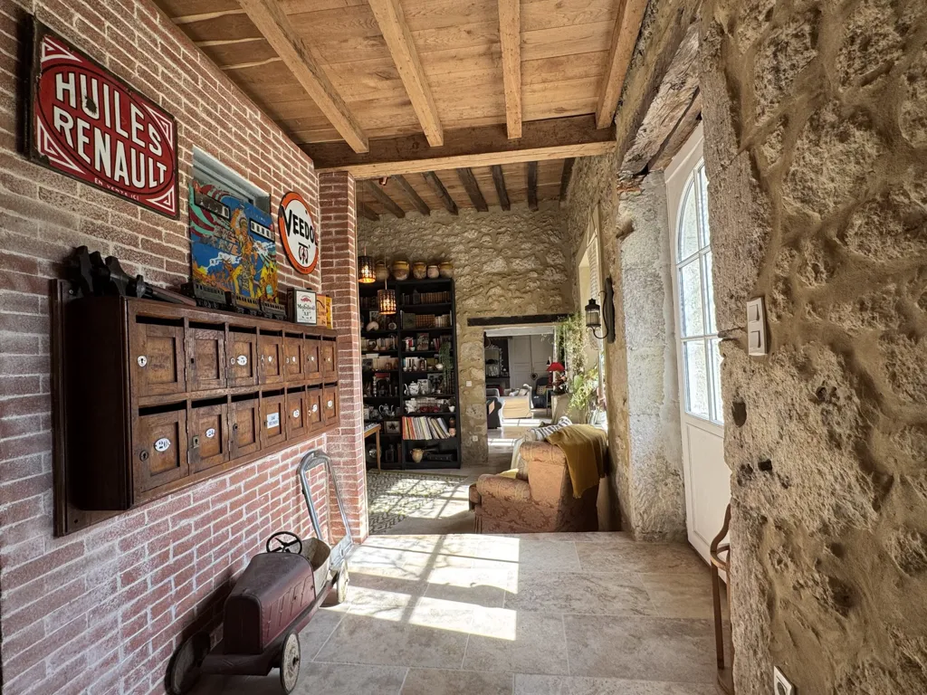 Entrée - Propriété en Pierre avec Maison d'Amis à Condom