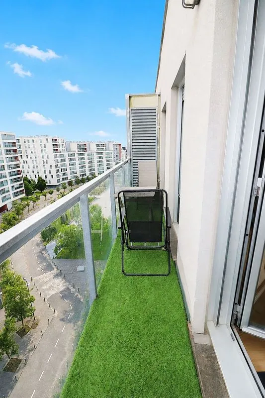 balcony