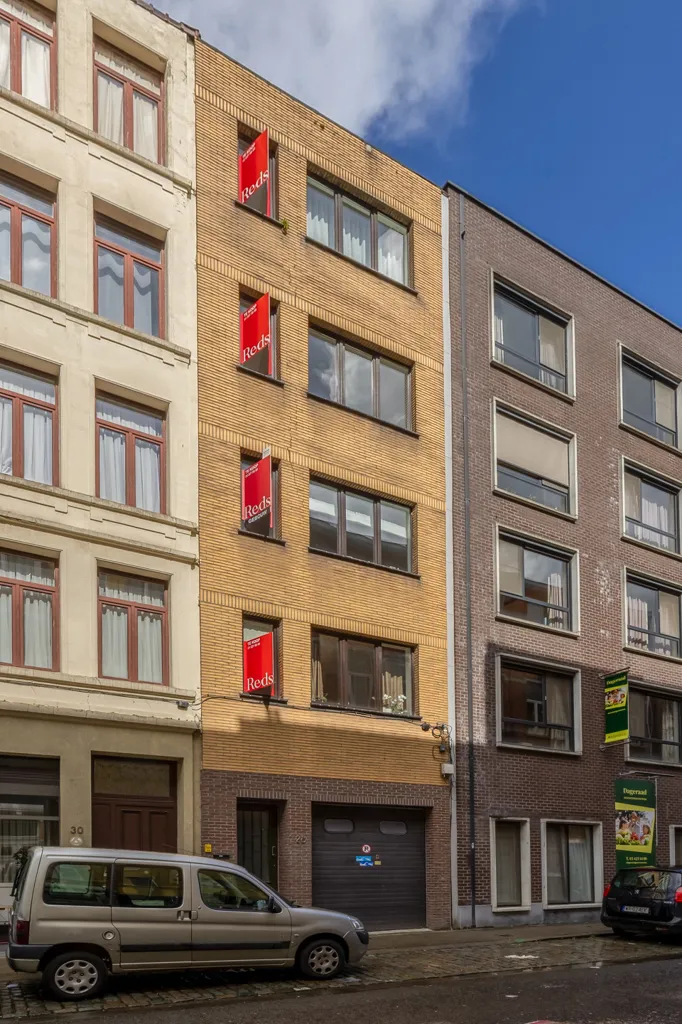 Välivaade - Income Property with 5th Unit Potential in Kievitwijk, Antwerp