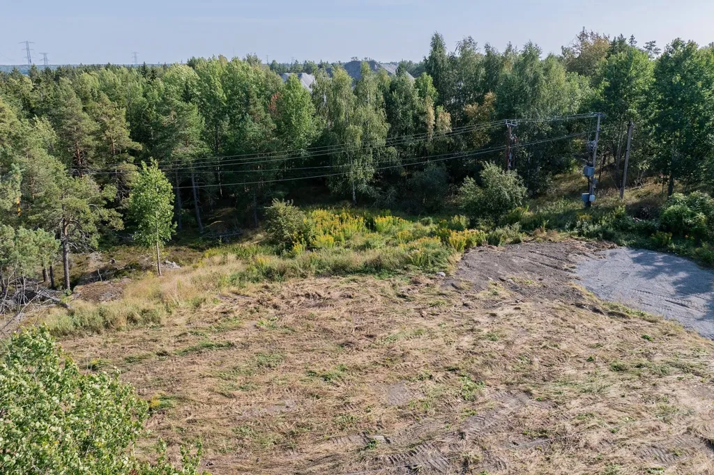 Õhuvaade - Corner Plot with Building Potential in Högmora