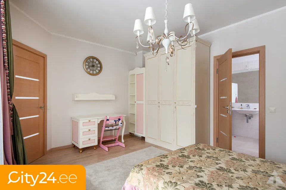 Magamistoad - Duplex Penthouse with Terrace in Jugla