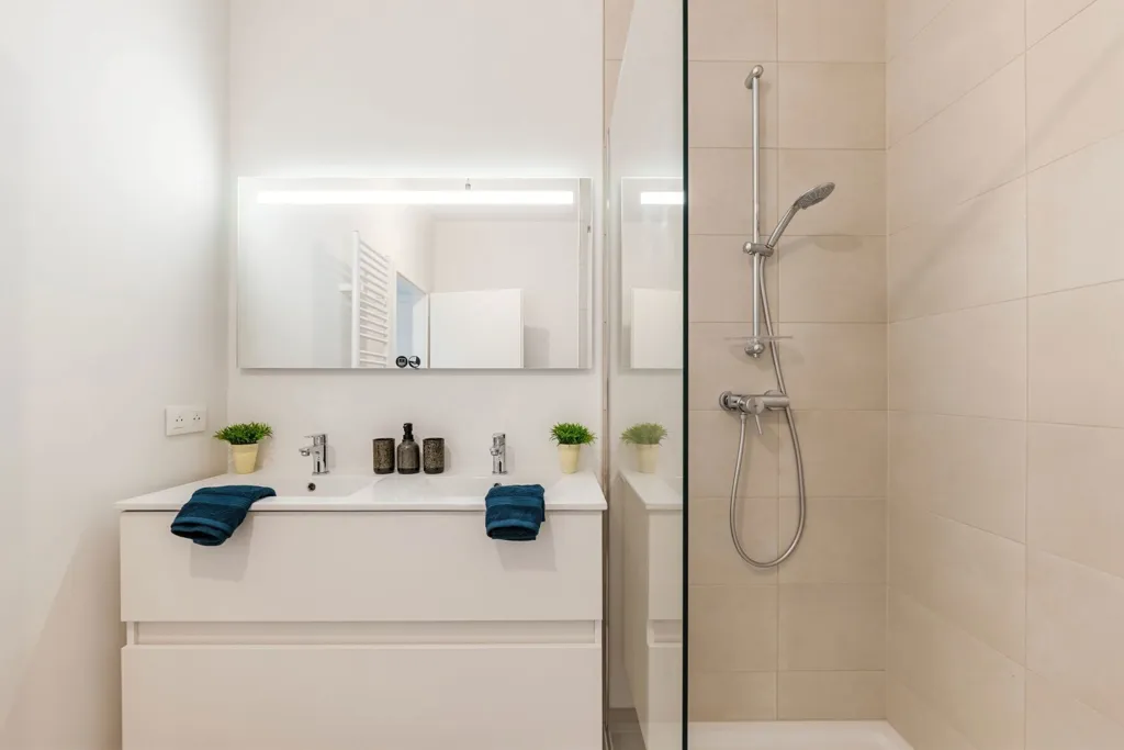 Baños - Apartment with Terrace in Namur City Centre