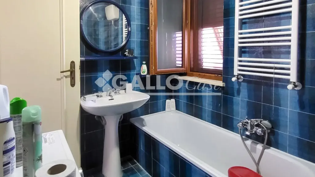 Salles de bain - Villa Portion with Sea View in Diamante