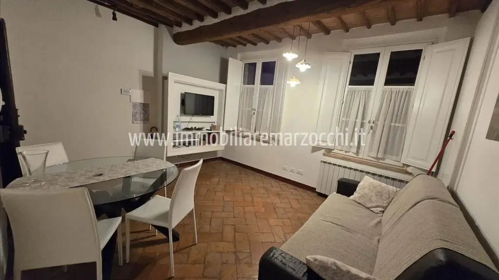 Söögituba - Rustic-Style Flat in Siena's Historic Centre